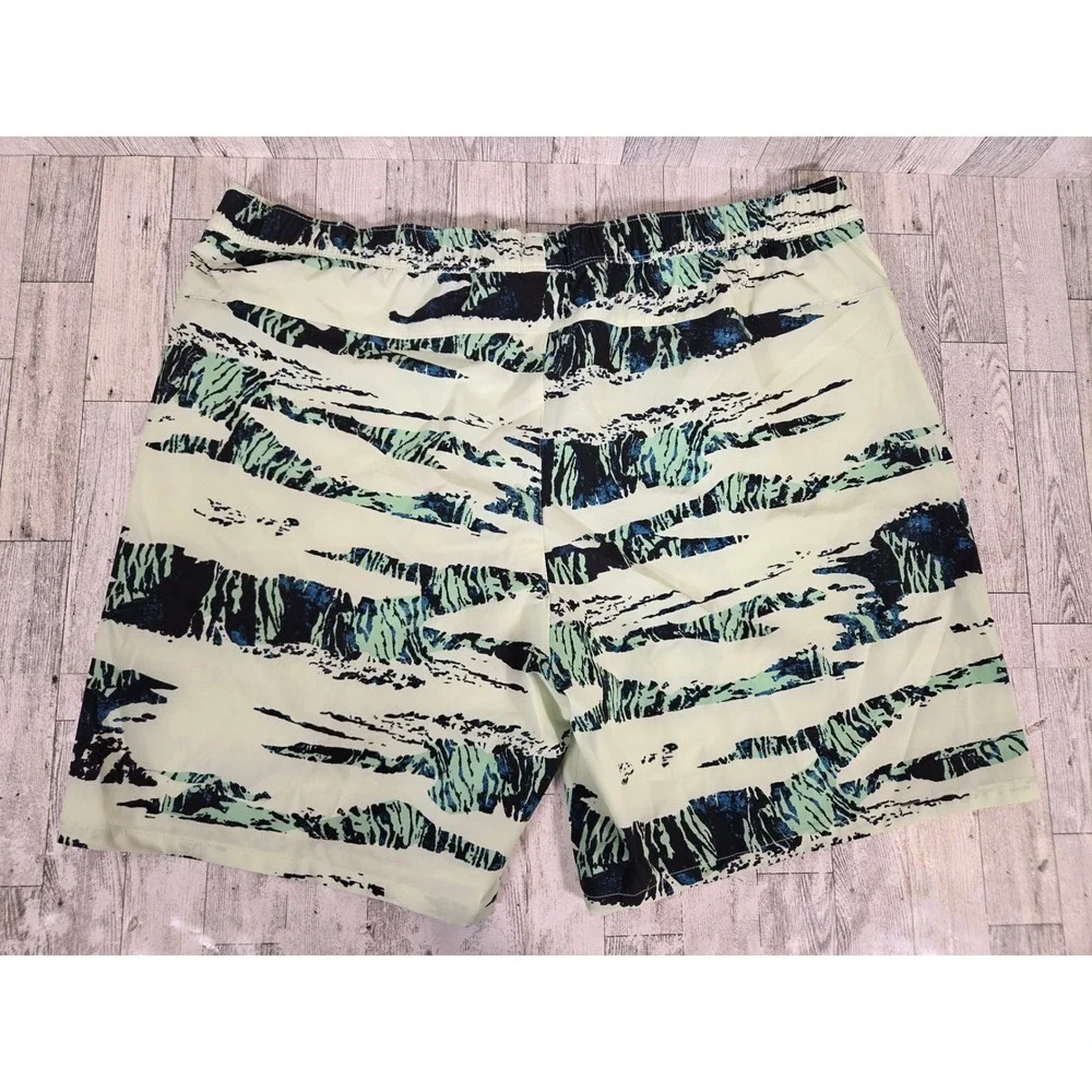 The North Face Mens Wander Short XXL Lime Cream Raven Canyon Print NF0A535QIO0